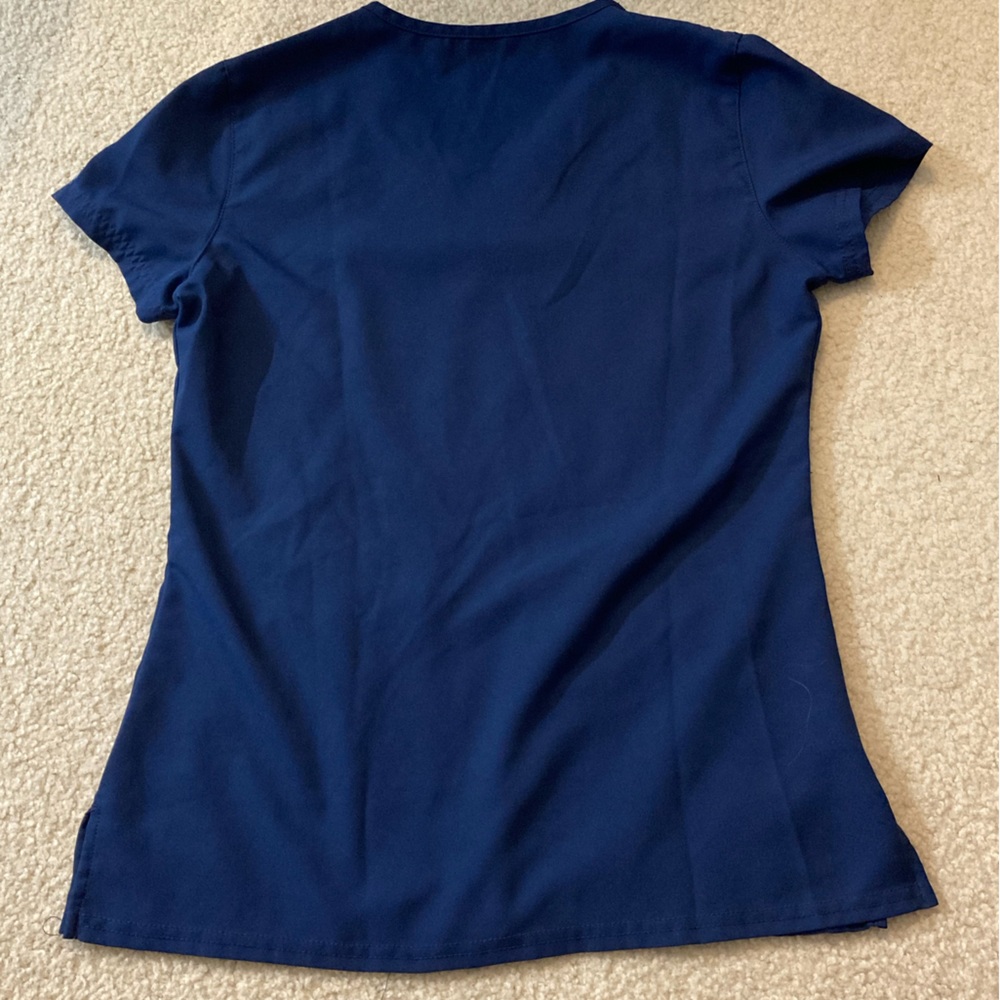 Med Couture Navy Scrub Top - Picture 4 of 4